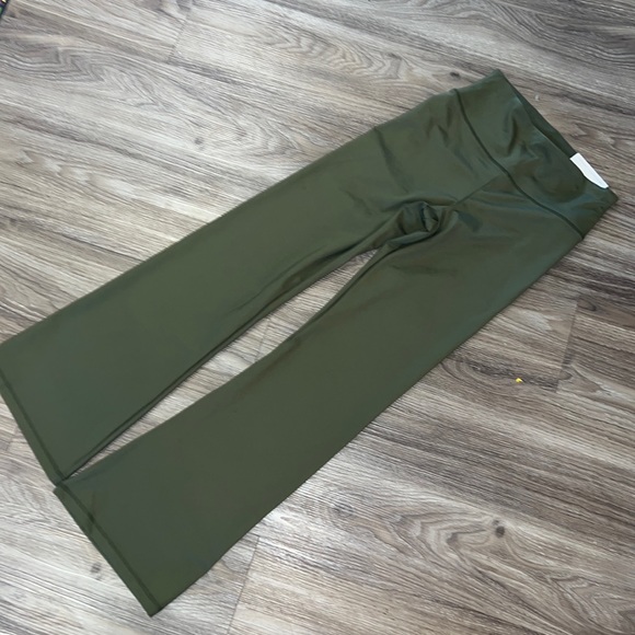 aerie Pants - American eagle the everything flare green legging